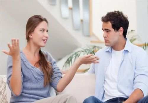青岛婚外情取证：恶意转移夫妻共同财产是否构成犯罪